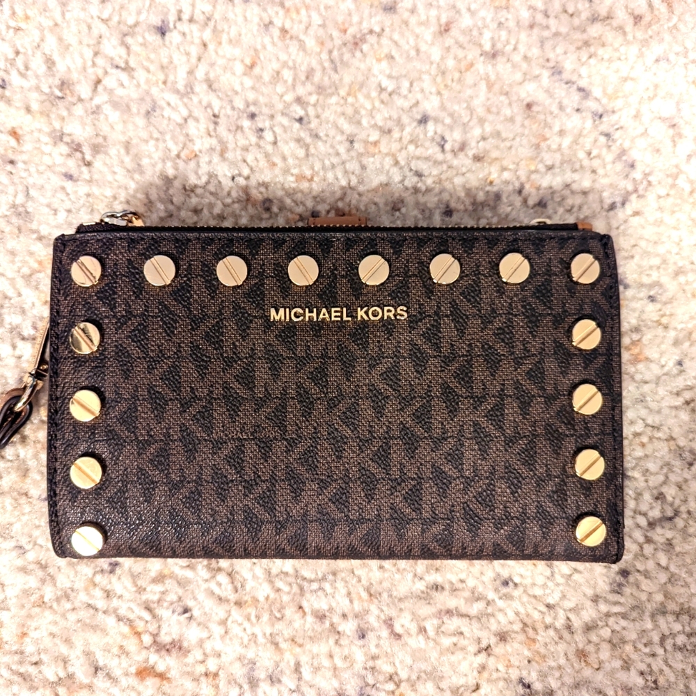 Michael Kors 🤎 Brown Studded Double Zip Wallet Wristlet